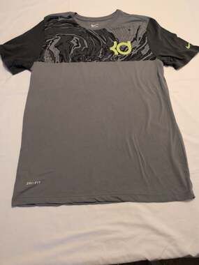 The Nike Tee